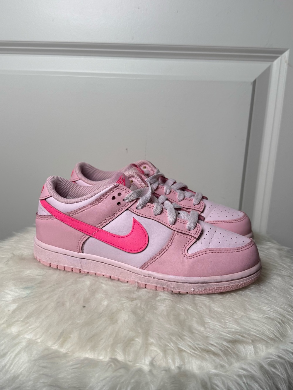 Pink Nike dunks